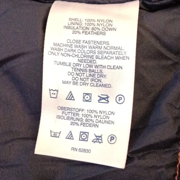 Lands End Men's Down Vest. - Picture 8 of 9